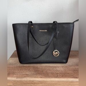 Michael Kors Tote Purse🖤